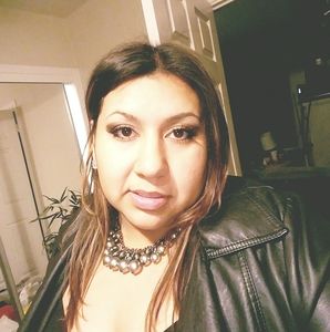 Meet your Posher, Cristina